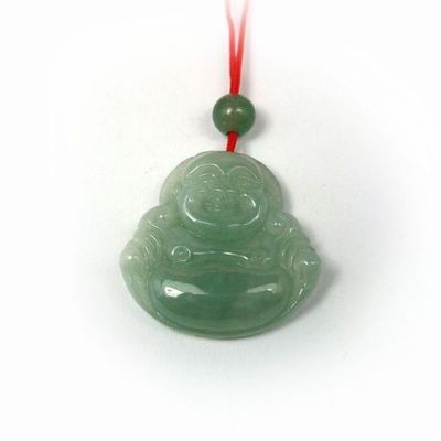 純天然翡翠玉佛吊墜 護(hù)身辟邪的溫潤(rùn)之美——入手指南與賞析